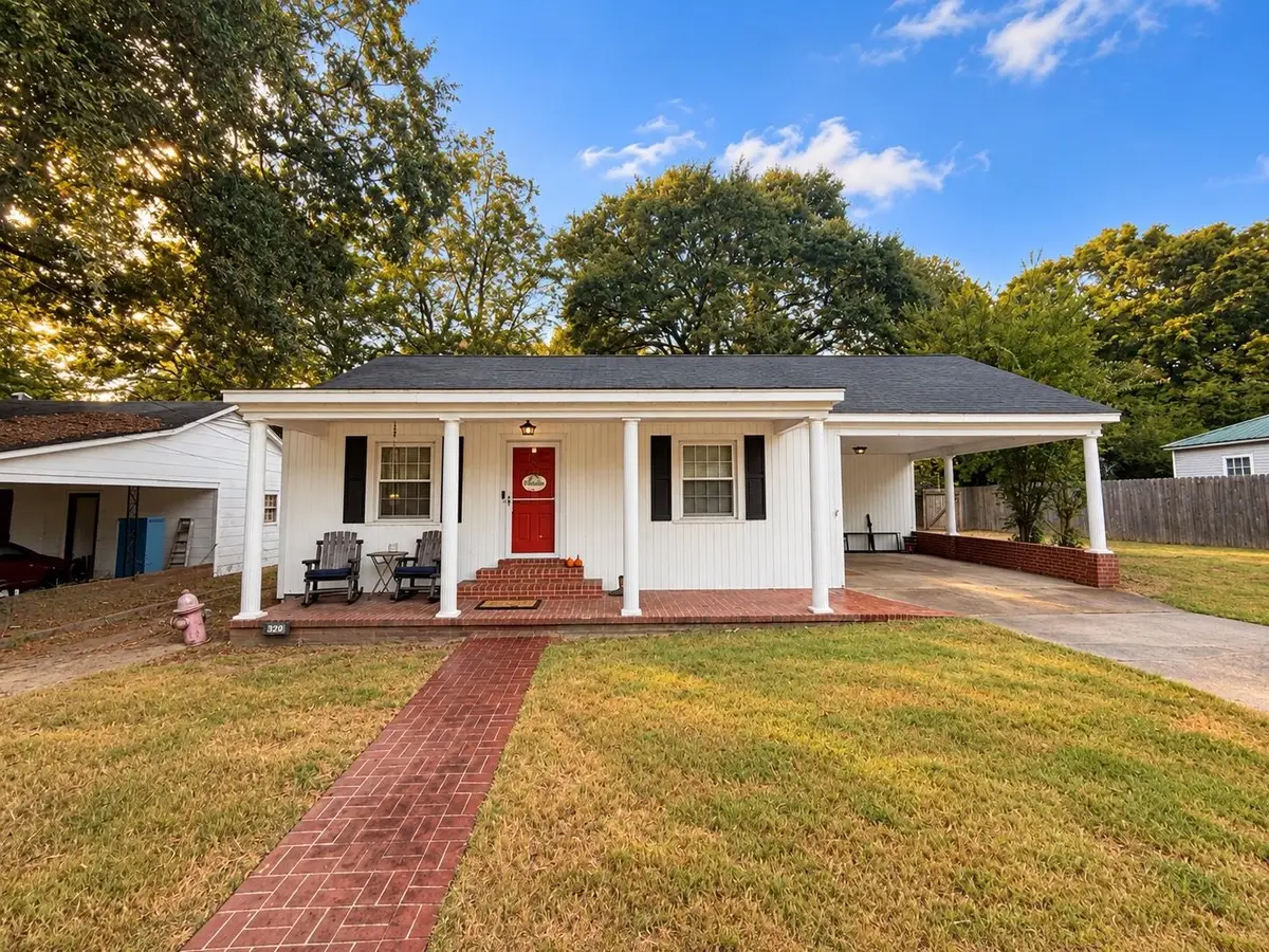 320 E SHERROD AVE, Covington, TN 38019 - #1