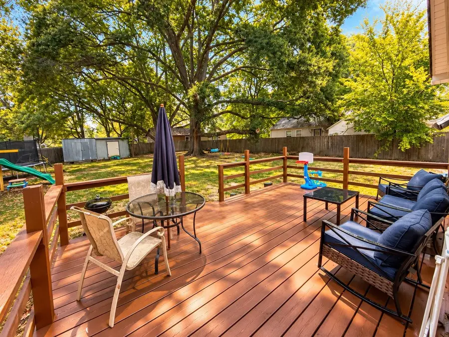 320 E SHERROD AVE, Covington, TN 38019 - #2