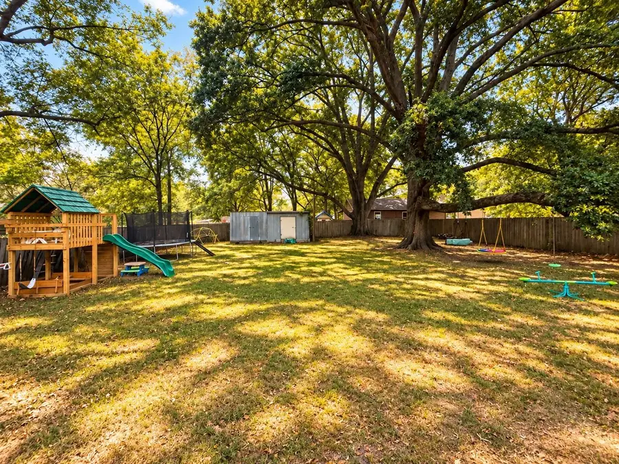 320 E SHERROD AVE, Covington, TN 38019 - #3