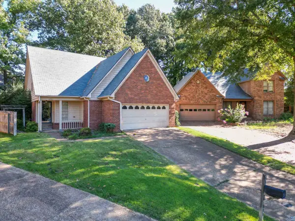 8904 LAKE EDGE CV, Memphis, TN 38016