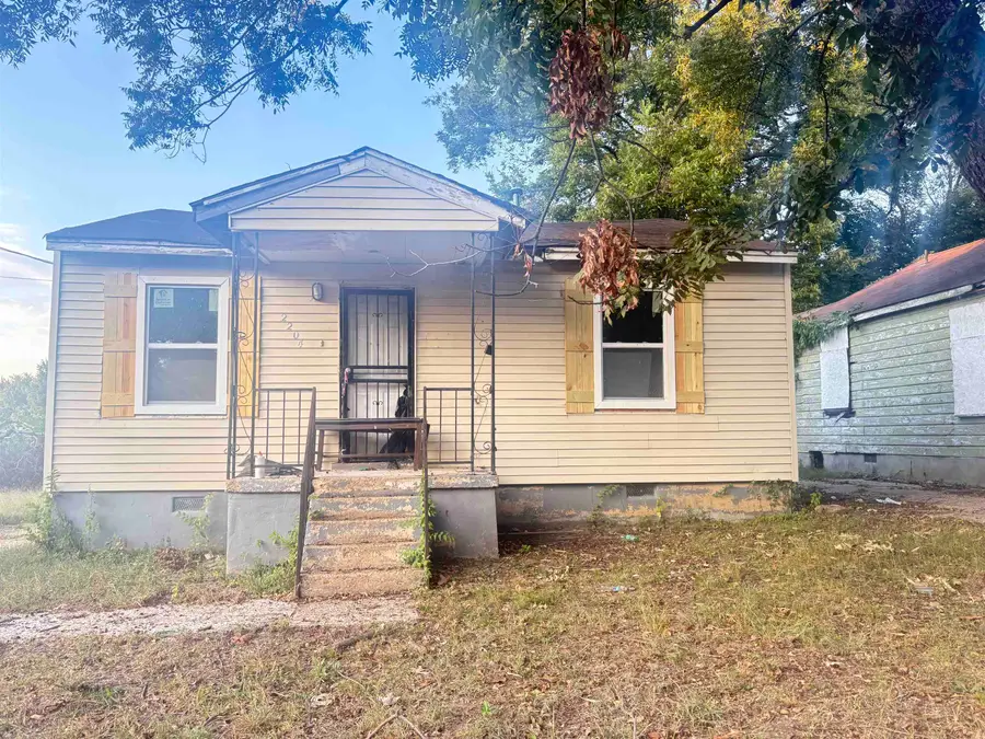 2204 CLAYTON AVE, Memphis, TN 38108 - #2