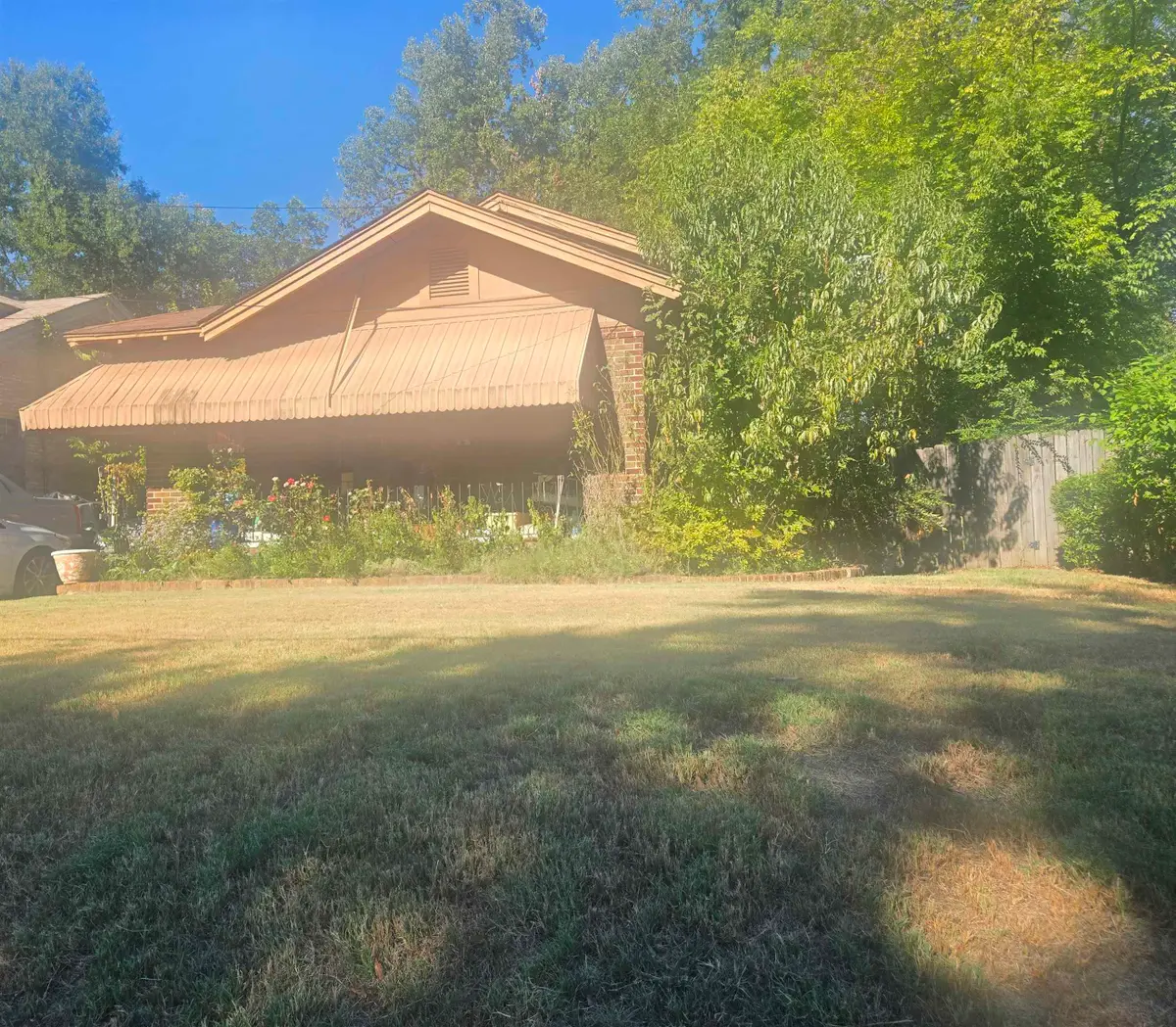 2418 ARLINGTON AVE, Memphis, TN 38114 - #1