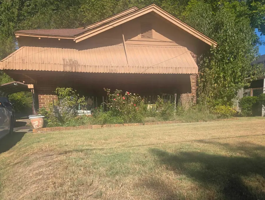 2418 ARLINGTON AVE, Memphis, TN 38114 - #2