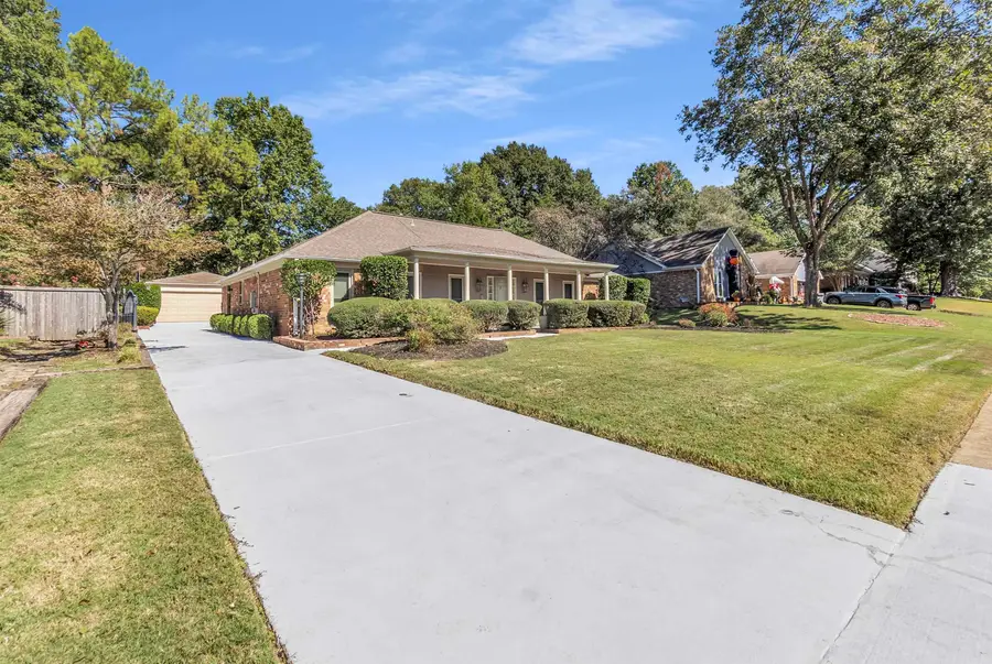 8600 EDNEY RIDGE DR, Cordova, TN 38016 - #2