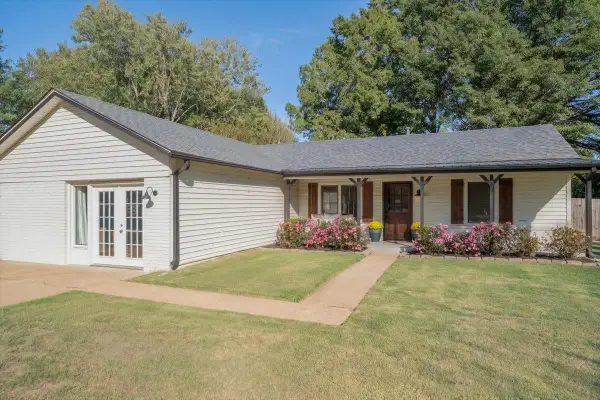 814 BARBARA LYNN DR, Collierville, TN 38017