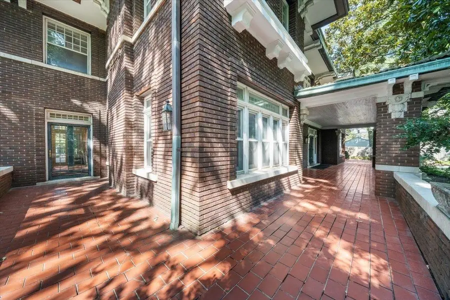 1520 CENTRAL AVE, Memphis, TN 38104 - #3