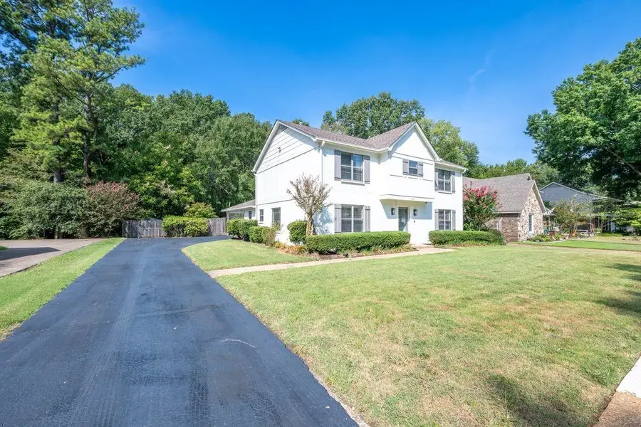 1309 BROOKSIDE DR, Germantown, TN 38138 - #2
