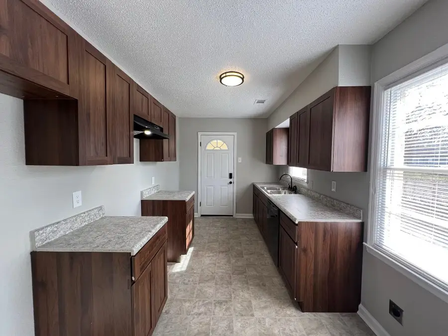 4094 GRANTHAM RD, Memphis, TN 38109 - #2
