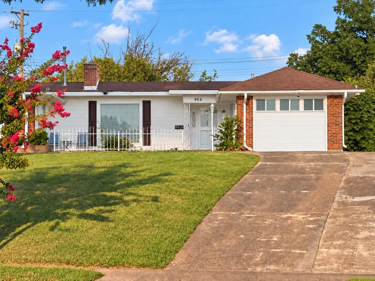 964 HAWTHORNE ST, Memphis, TN 38107 - #1