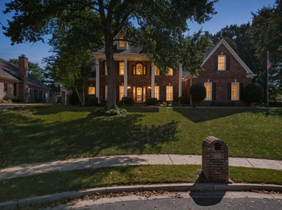 695 PORT NATCHEZ AVE, Collierville, TN 38017 - #1