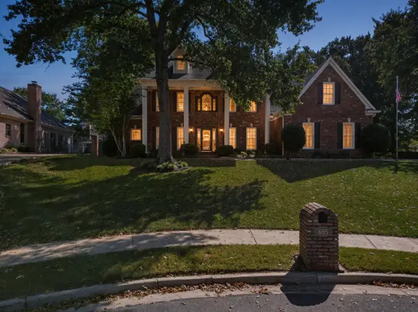 695 PORT NATCHEZ AVE, Collierville, TN 38017