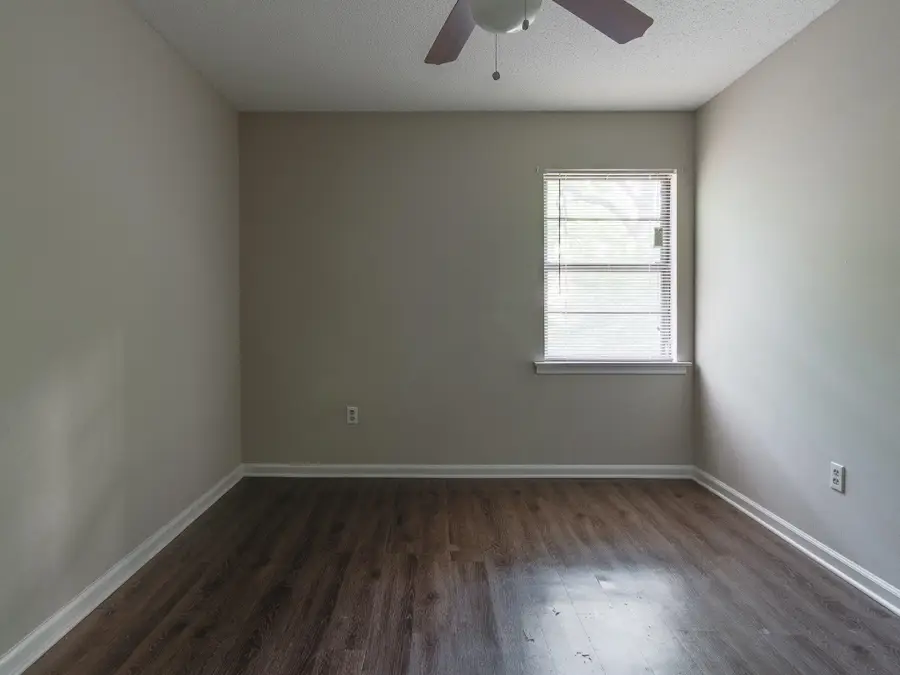 6077 SELKIRK DR, Memphis, TN 38115 - #3