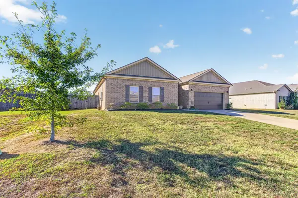 35 BEAU WILKES LN, Oakland, TN 38060