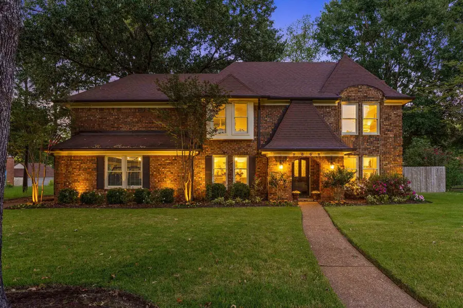 9008 LONGWOOD LN, Germantown, TN 38139 - #2