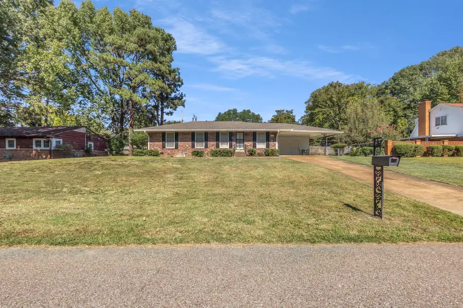 294 DREGER RD, Memphis, TN 38109 - #2