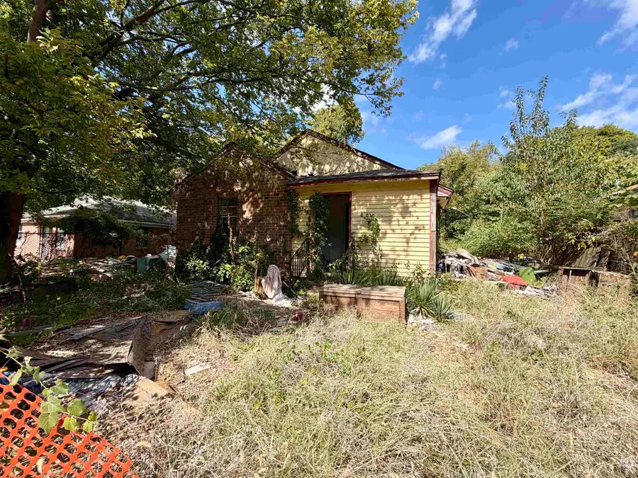 106 DOVER AVE, Memphis, TN 38106 - #2