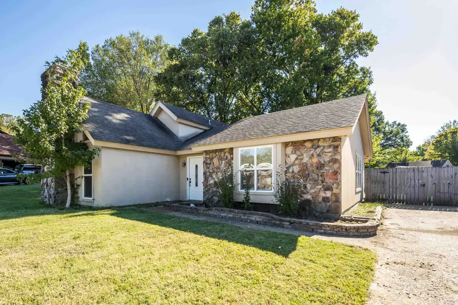 8153 SHALLOW GLEN TRL, Cordova, TN 38016 - #2