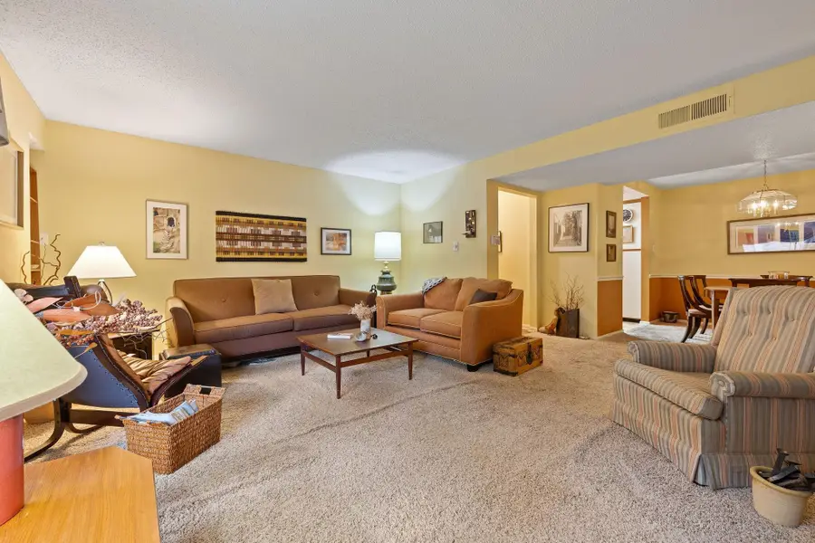 835 THISTLEDOWN DR #2003, Memphis, TN 38117 - #3