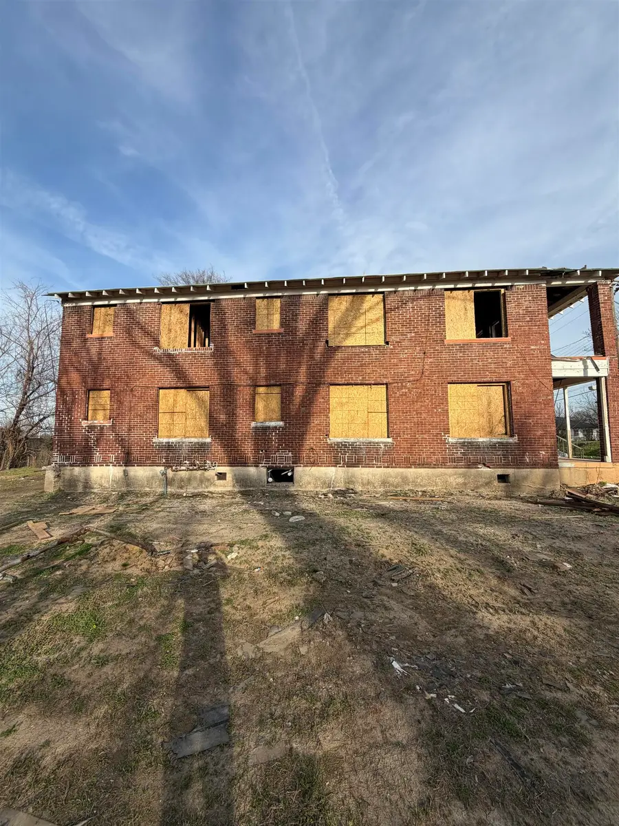 226 E ALSTON AVE, Memphis, TN 38126 - #2