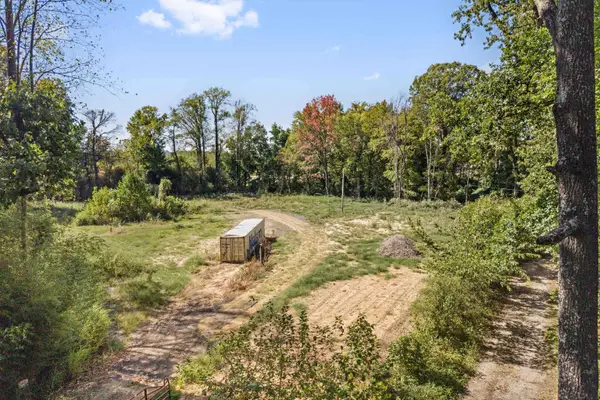 867 E ALCY RD, Memphis, TN 38106