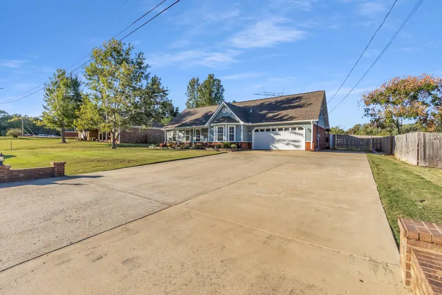 102 FULCHER DR, Atoka, TN 38053 - #2