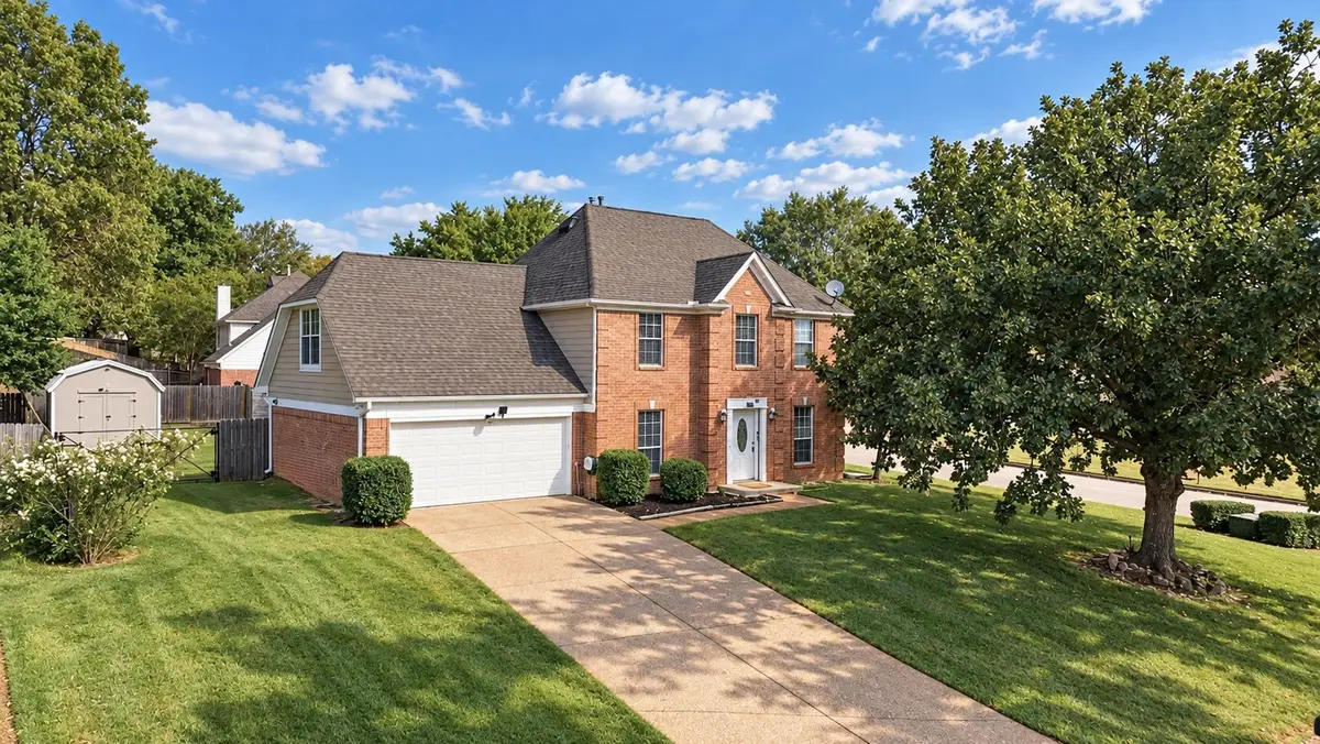 10 OAKSHIRE CV, Oakland, TN 38060 - #1