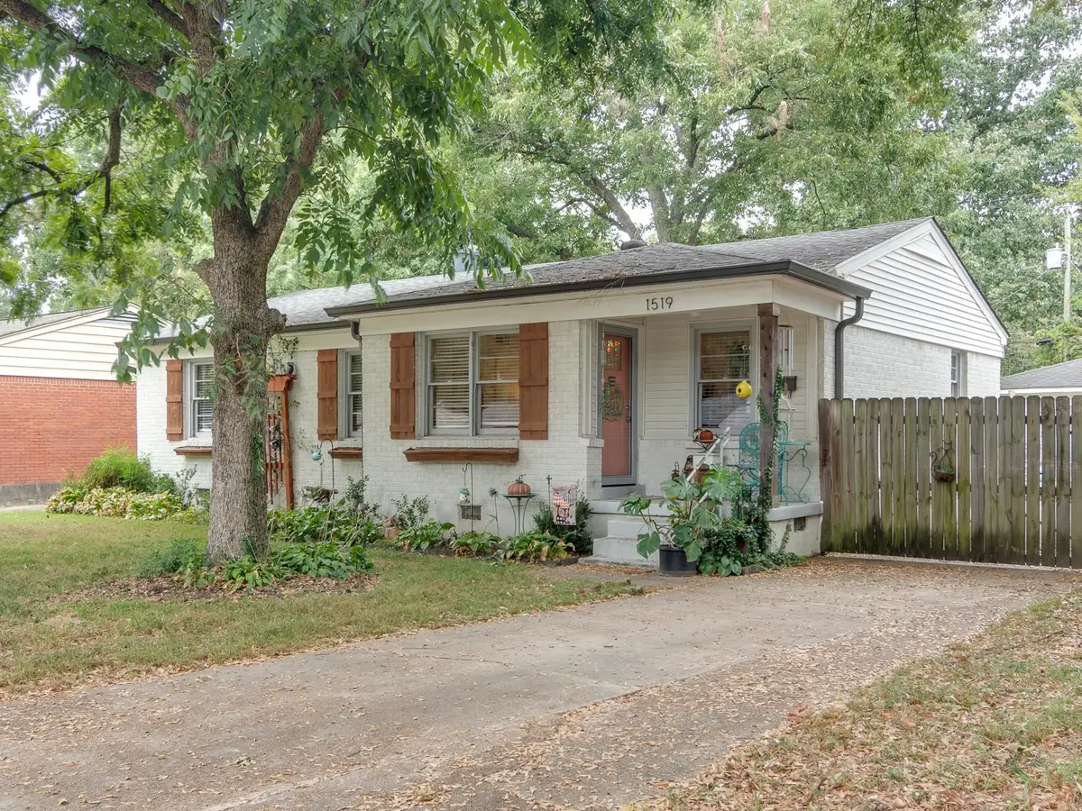 1519 IVY RD, Memphis, TN 38117 - #1