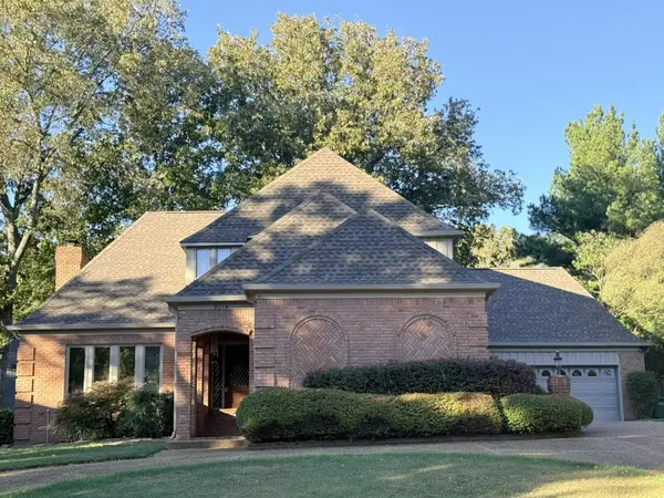 9014 BRIDGETOWNE CV, Germantown, TN 38139