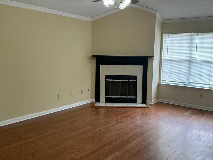 8915 LAKESIDE CV, Cordova, TN 38016 - #3