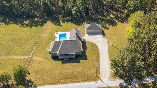 175 PICKENS LN, Adamsville, TN 38310
