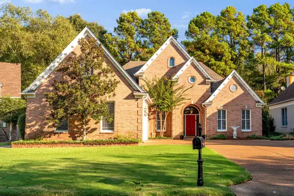 8400 WOOD MANOR CV, Cordova, TN 38016