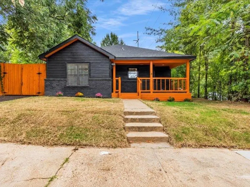 2909 YALE AVE, Memphis, TN 38112 - #1