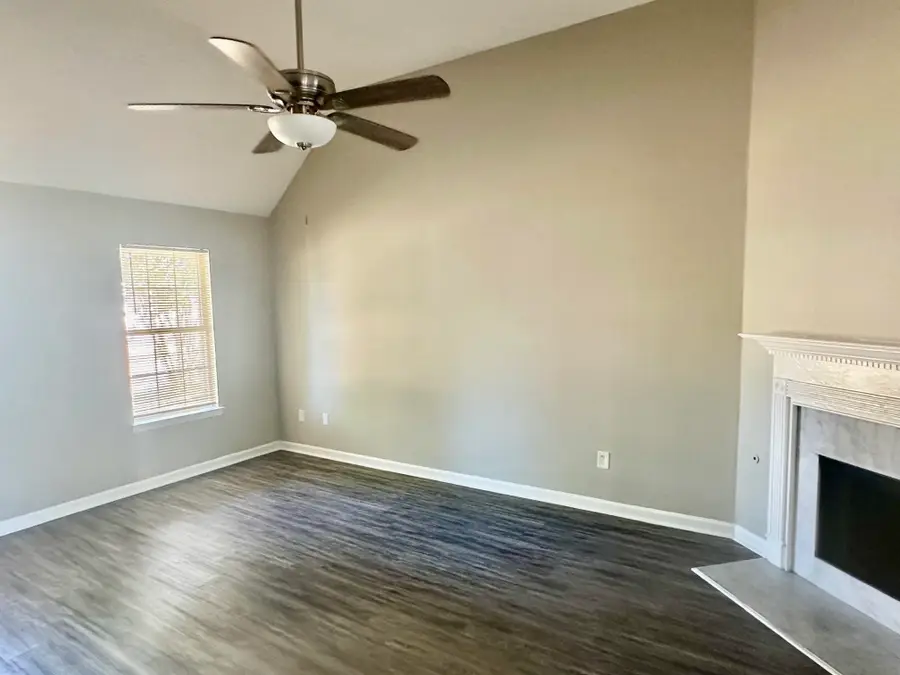 8405 JACOB DR, Cordova, TN 38016 - #3