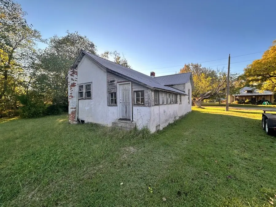 1809 CUMBERLAND AVE, South Pittsburg, TN 37380 - #3