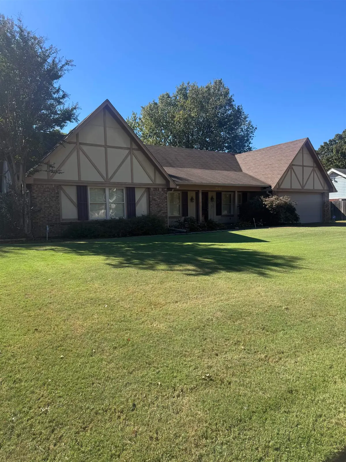 7927 FARINDON DR, Germantown, TN 38138 - #1