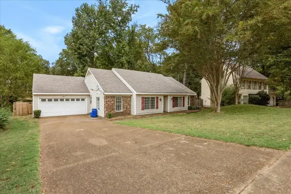 1065 BOONES HOLLOW DRIVE DR, Memphis, TN 38018