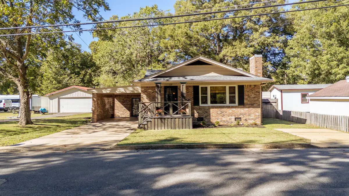 329 HILL AVE, Henderson, TN 38340 - #1
