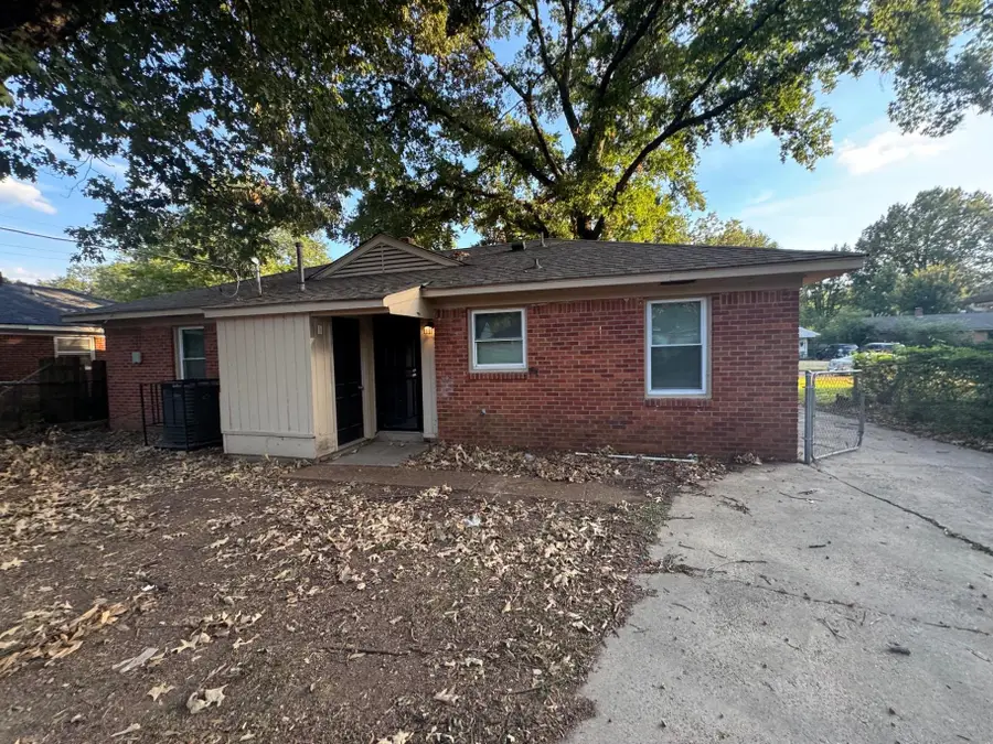 4286 FREDERICKS AVE, Memphis, TN 38111 - #2