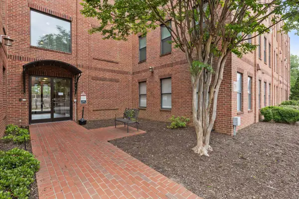 730 LITTY CT #204, Memphis, TN 38103