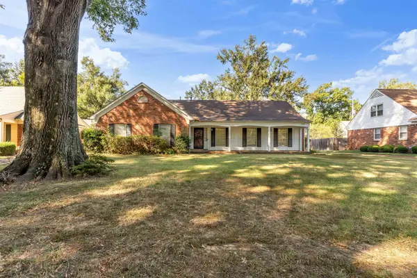 2447 MACKINNON DR, Memphis, TN 38119