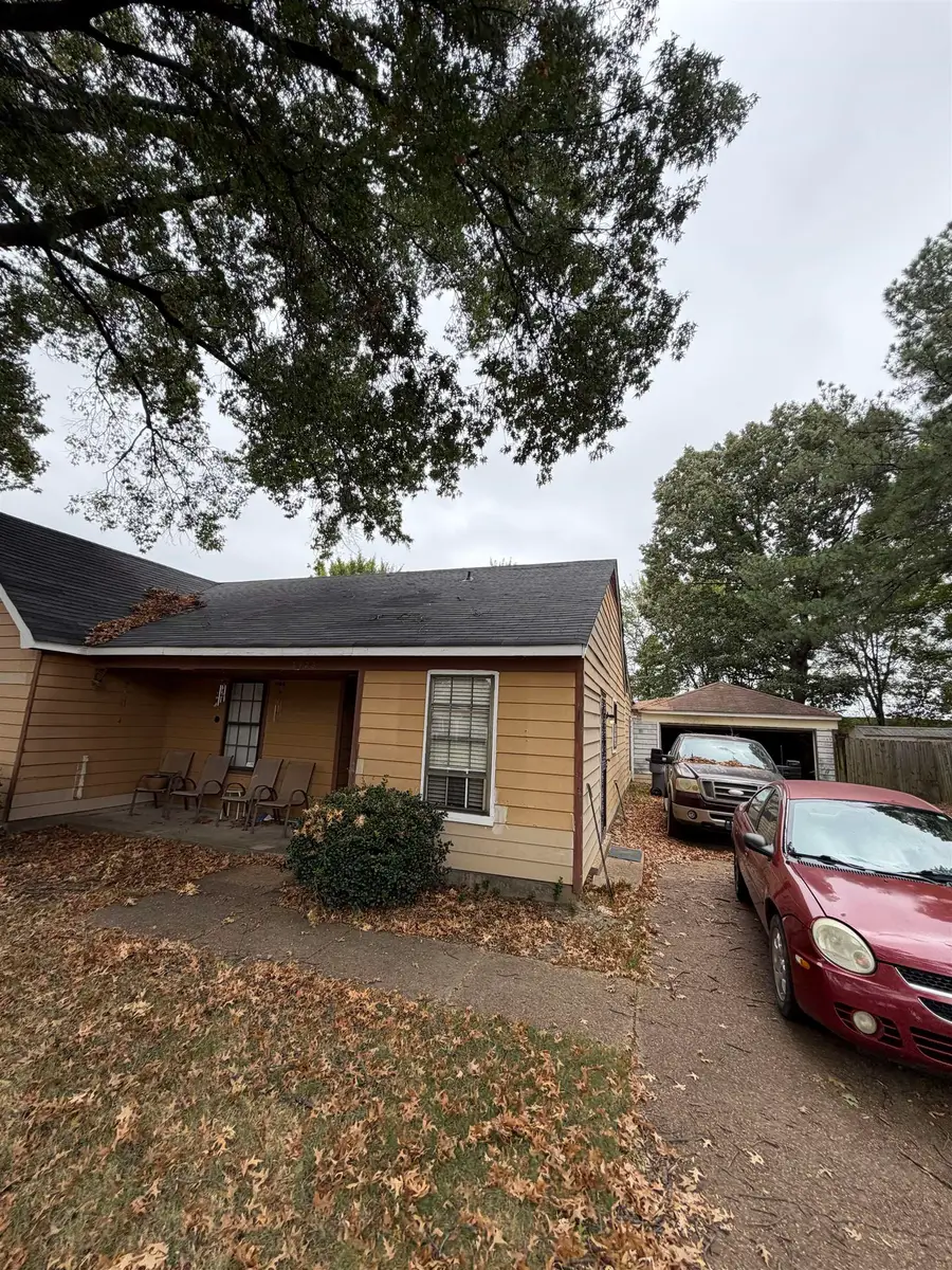 3926 E CHRISTINE GARDENS RD, Memphis, TN 38118 - #3