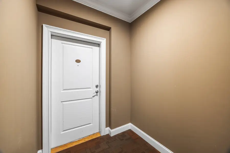3520 CENTRAL AVE #209, Memphis, TN 38111 - #3
