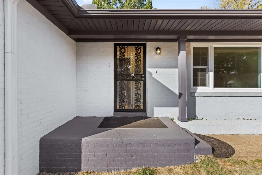 1332 E RAINES RD, Memphis, TN 38116 - #2