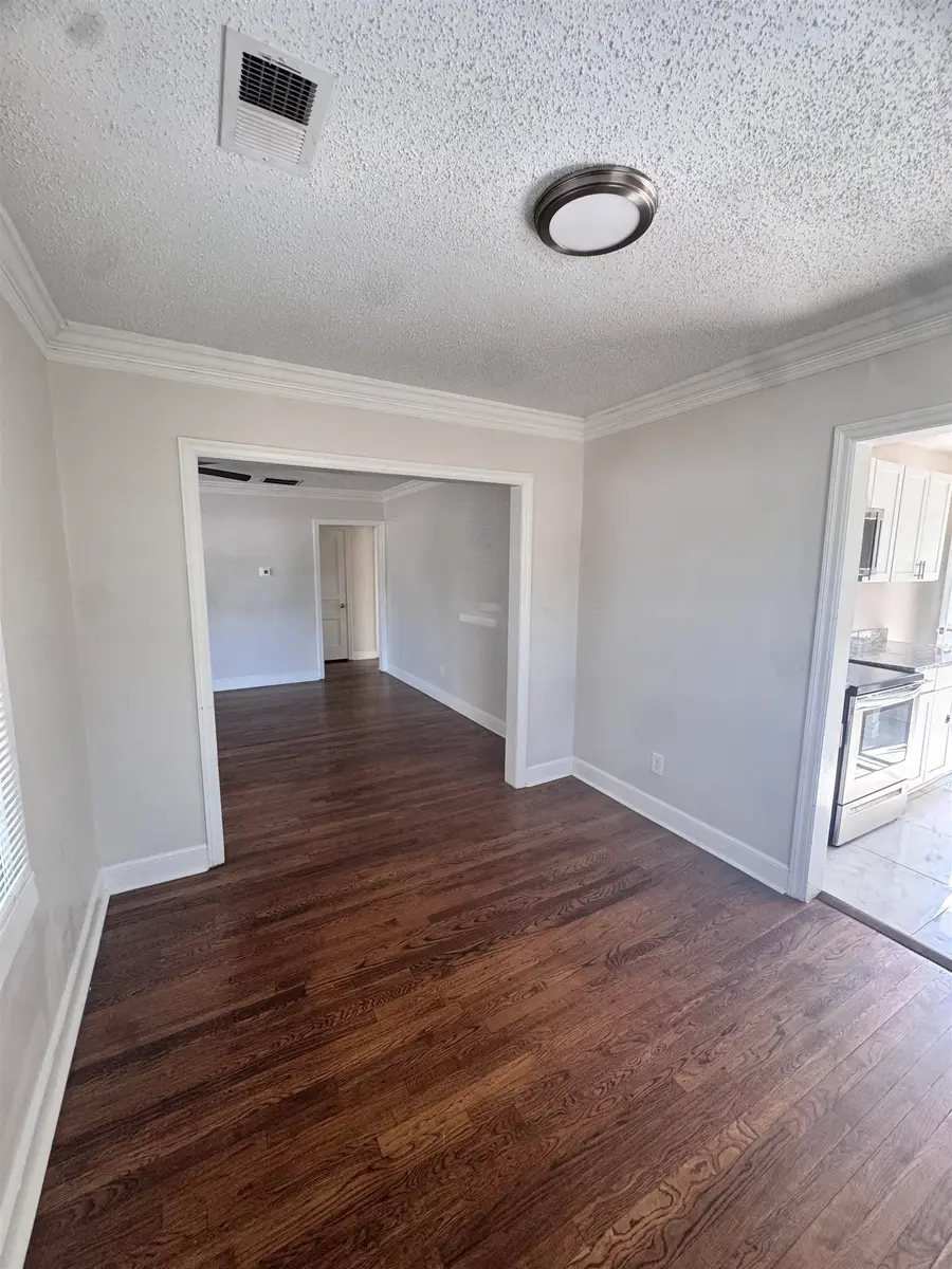 1051 SEYMOUR ST, Memphis, TN 38108 - #3