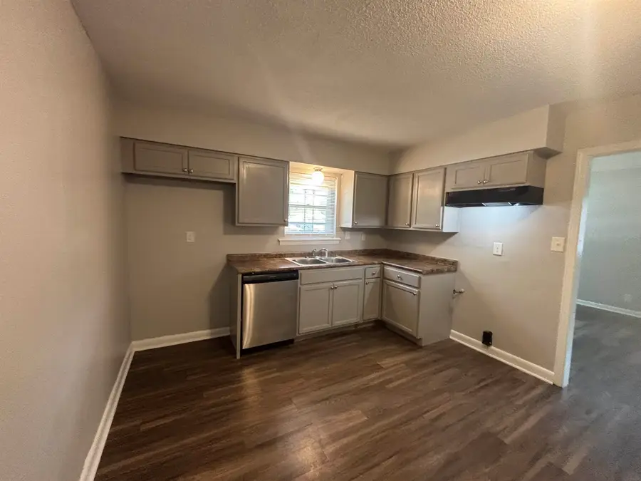 3301 SUNRISE ST, Memphis, TN 38127 - #2