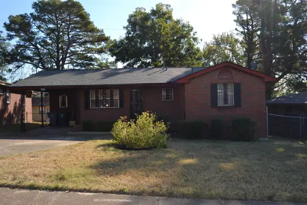 2556 FONTAINE RD, Memphis, TN 38106