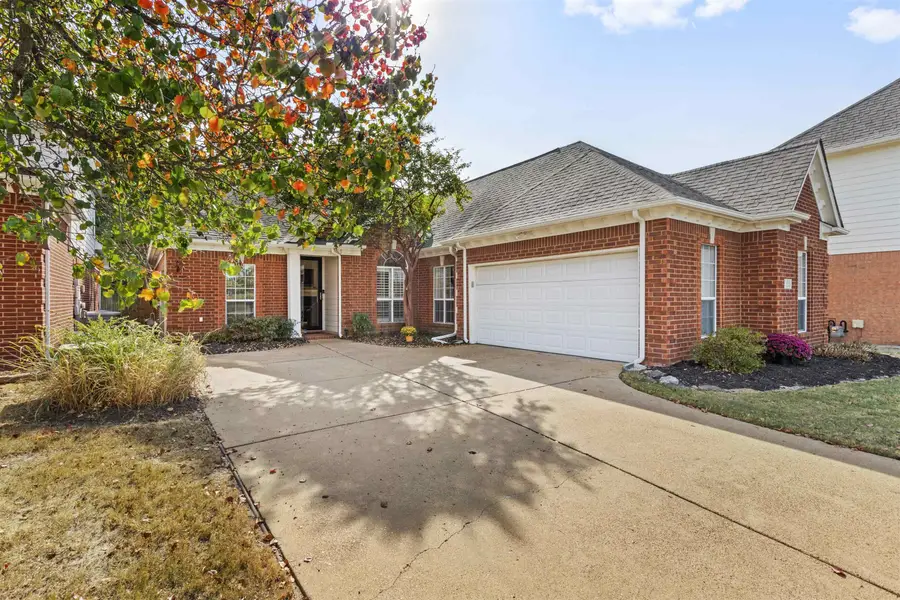 393 FOUNTAIN CREST DR, Memphis, TN 38120 - #3