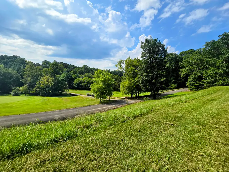 2042 Willow Springs Drive, Athens, TN 37303 - Image #3