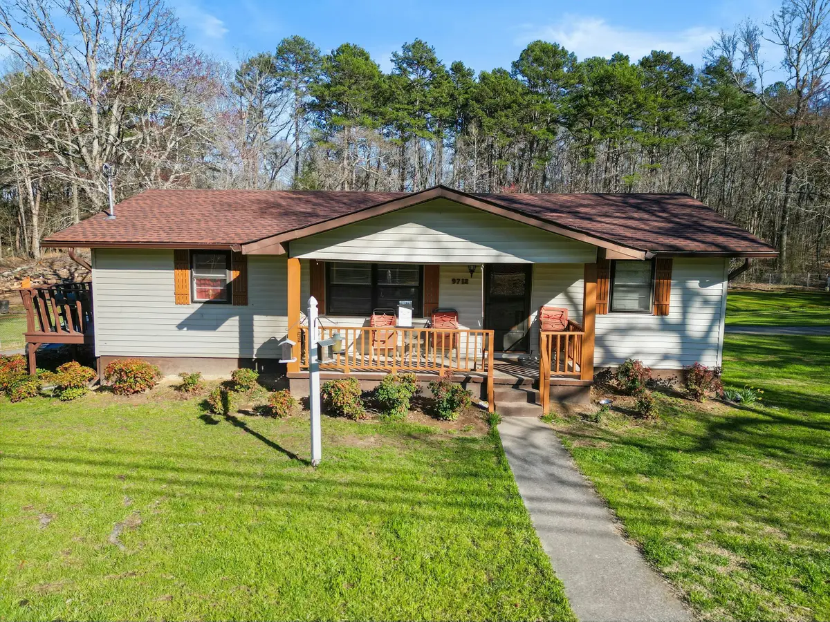 9712 Birchwood Pike, Harrison, TN 37341 - Image #1