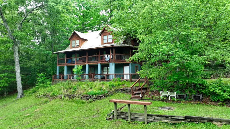 200 Peachtree Lane, Tellico Plains, TN 37385 - Image #2